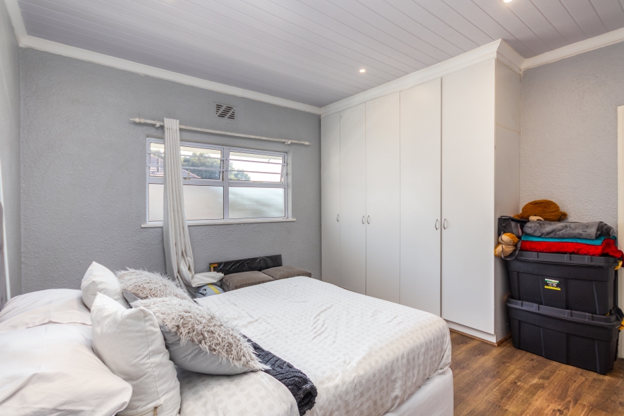 1 Bedroom Property for Sale in Kenilworth Western Cape